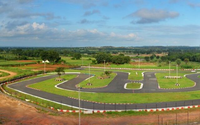 Leonia Holistic Destination