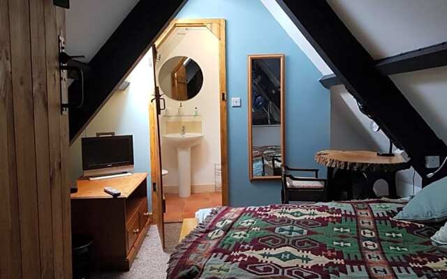 James John Hamilton House and backpacker hostel