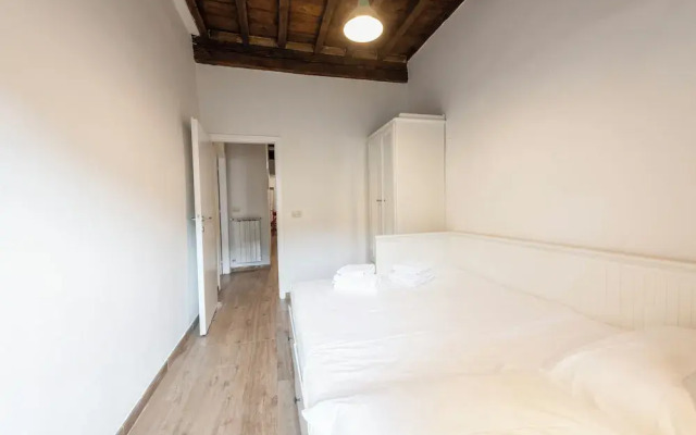 Laurel Apartment by Mmega