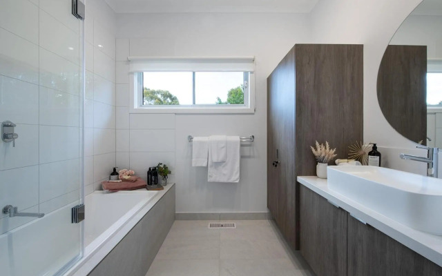 Brandy Hot Forest Retreat