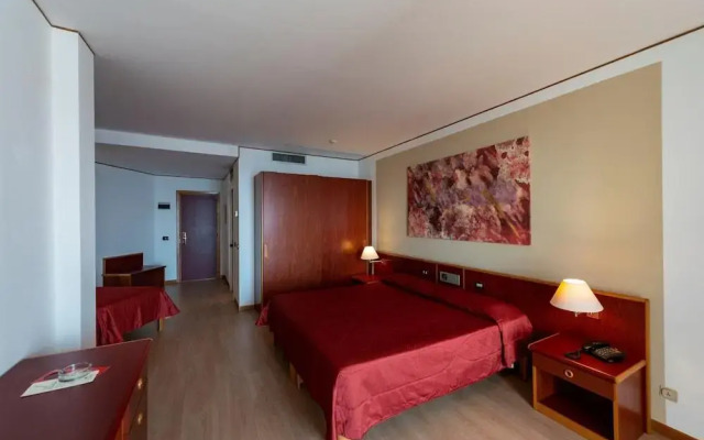 Hotel & Villaggio Torre Normanna