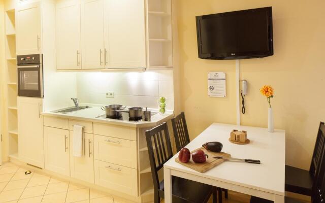 AMC Apartments