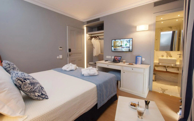 Aenos Hotel