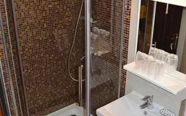 Pensiunea Andrei Si Denis