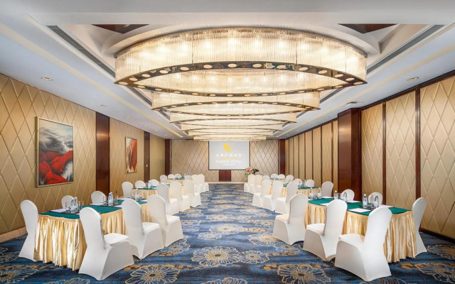 Golden Eagle Summit Hotel Kunming