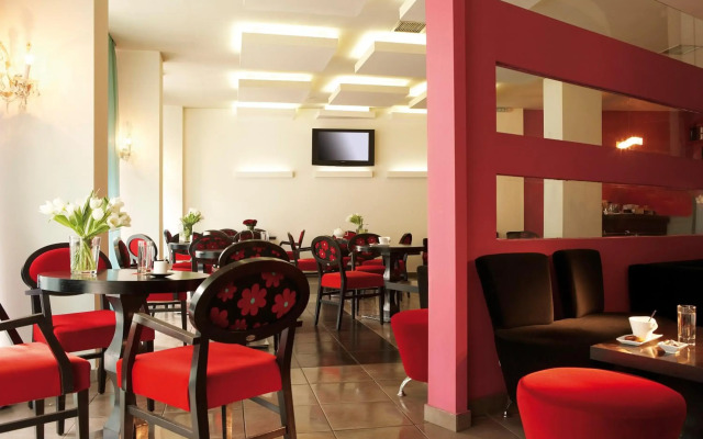 Anessis Hotel