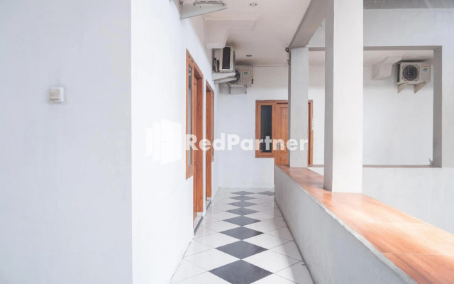 OYO 2669 Crown Residence
