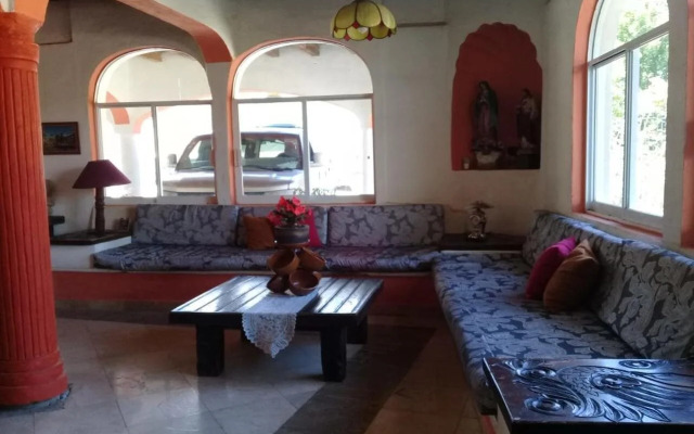 Hotel Hacienda la Puerta de Enmedio