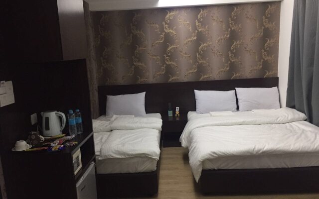 Seven Hotel