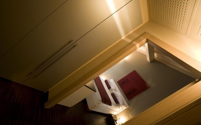 OneMhotel