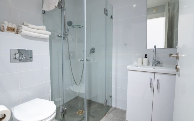 Hi - Yam SeaView Apartments & Suites