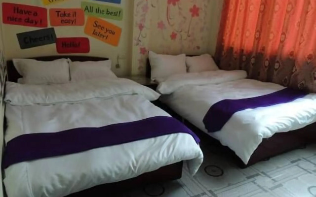 Ha Long Happy Hostel - Adults Only