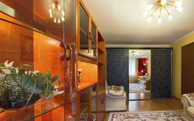 LikeHome Apartments Polyanka