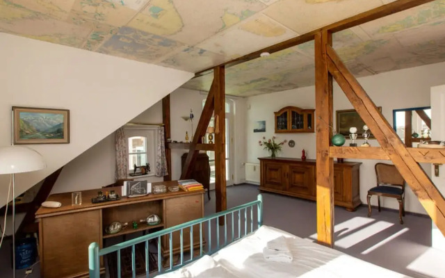 1 Villa Blanck Comfortable Holiday Residence