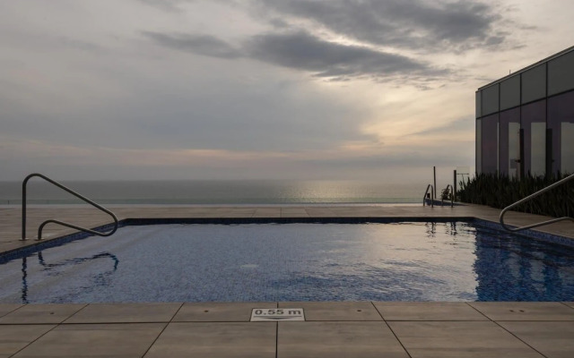 Stylish 1BR Apartment w Balcony Amazing View