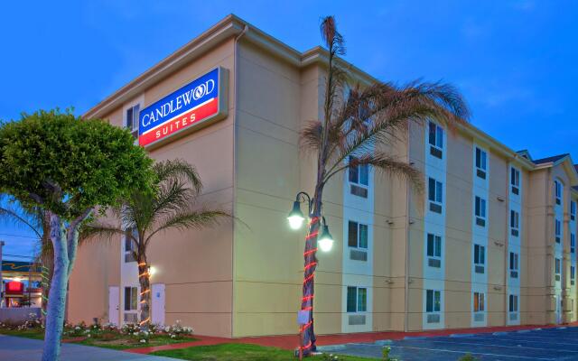 Candlewood Suites LAX Hawthorne, an IHG Hotel