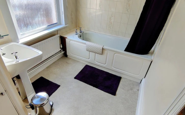Rhubarb Terrace on the Coast - Sleeps 1-6