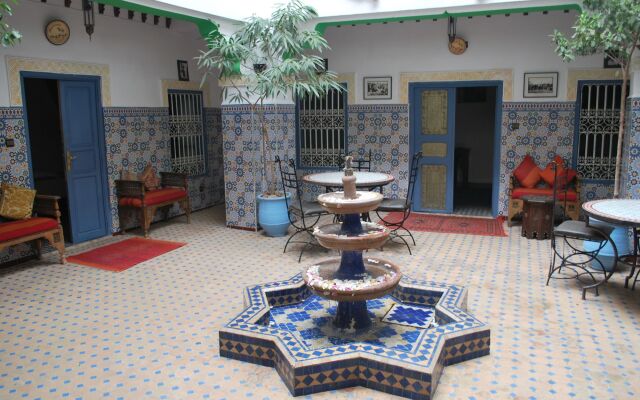 Riad Azalia