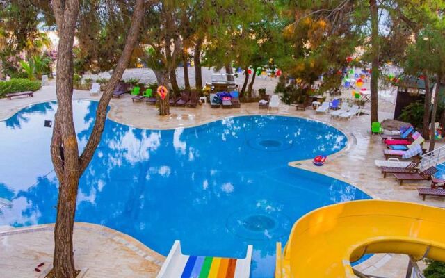 Club Pinara Beach