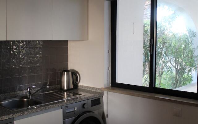 Luxury Villa Gaivota with 2 Balconies