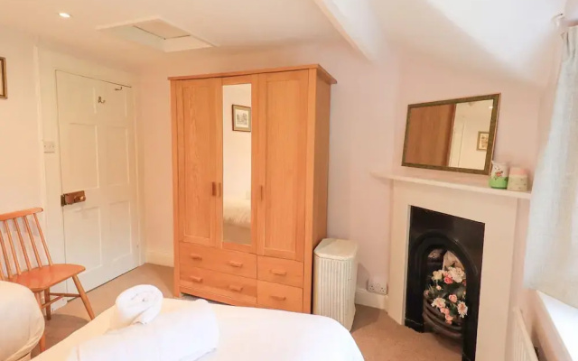 Hollens Cottage