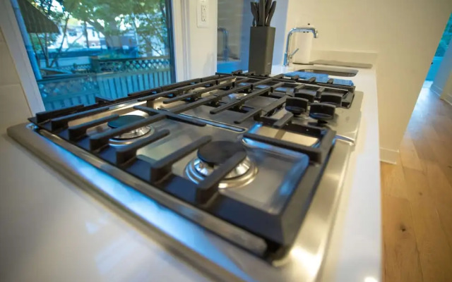 Woodley Suites & Residences