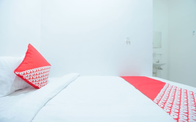 OYO 150 Harmoni Residence