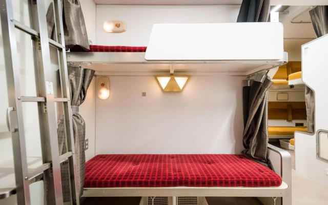 Train Hostel HOKUTOSEI