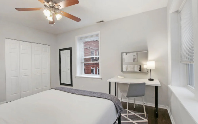 Cozy 2BR Apt - Sunnyside 2E