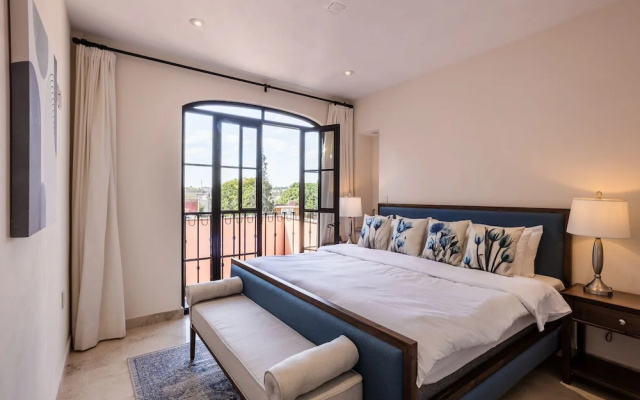 Luxury Apartments with Rooftop & Jacuzzi