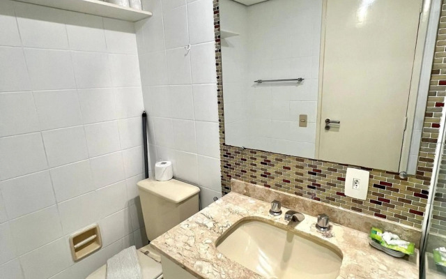 Estúdio QI Ibirapuera cozinha compacta e limpeza diária UH2011