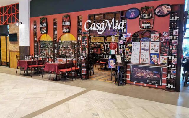 1BR balcony fast Internet Netflix in Makati Manila Air Residences