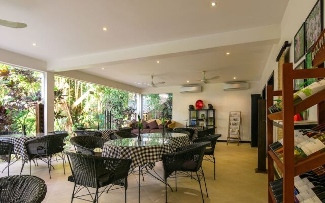Dechasey Residence