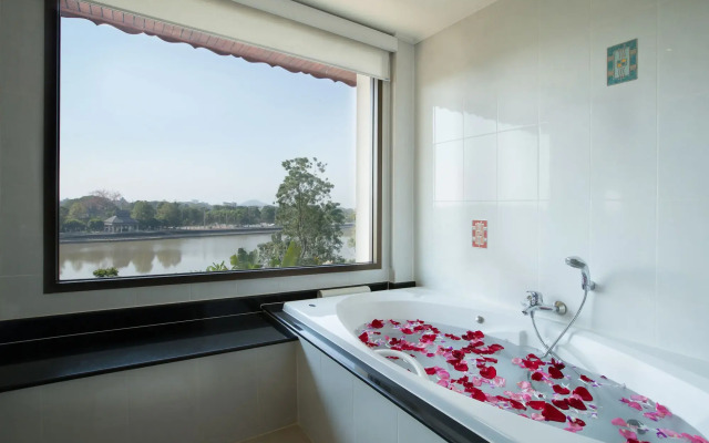 The Imperial River House Resort