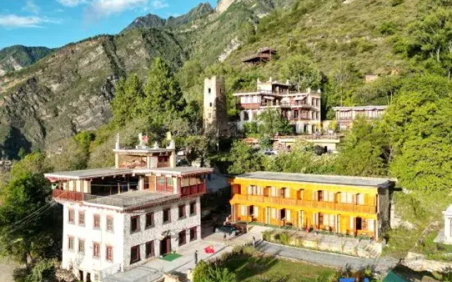 Yunlu Sunset Scenic Homestay