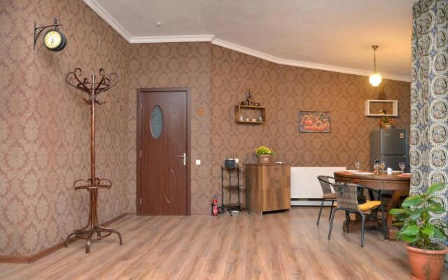 Natia's apartment on Dadiani st.