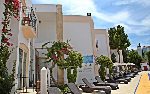Serpina Hotel - Adults Only