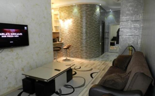 Cozy Apartment in Batumi 2