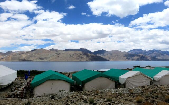 Camp BlueWaters - Pangong
