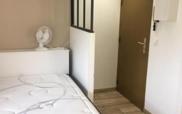 Joli studio 21 m2 avec parking privé