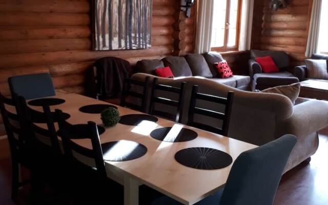 Tidal Bore Rafting Resort