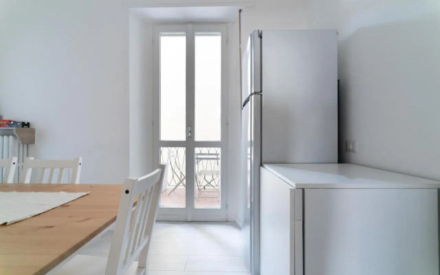 Spacious Apartment - 4 Bedrooms and 3 Bathrooms
