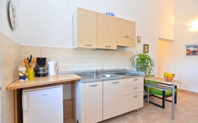 Apartment 1773