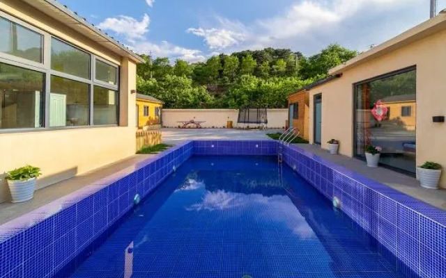 Gaolaozhuang Country Hostel