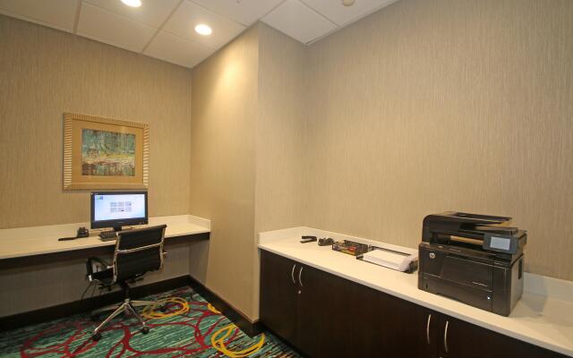 Holiday Inn Express & Suites Charlotte North by IHG