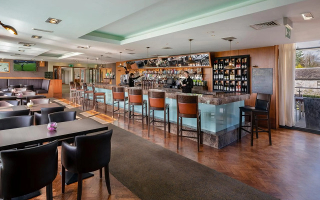 Moyvalley Hotel & Golf Resort