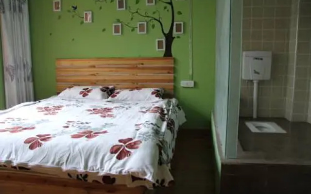 Twelve Time International Hostel