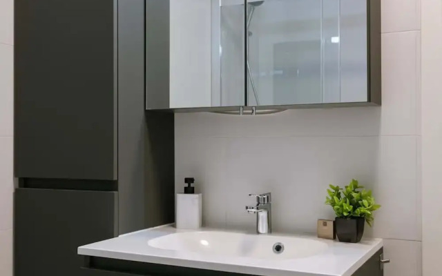 Spacious Vacation Home for 12 Guests in Westende