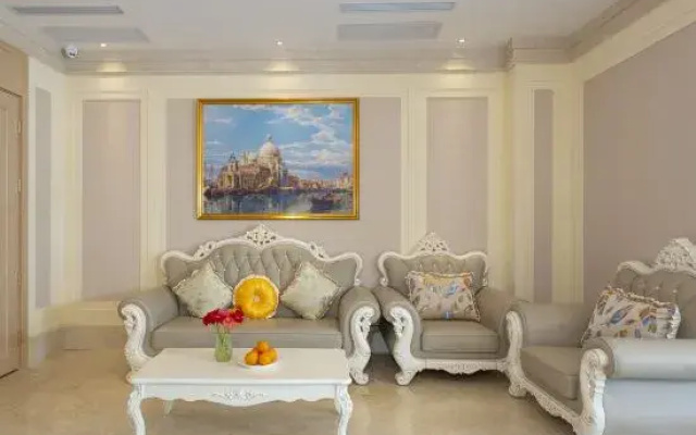 Vienna Hotel (Yanshan Yanbai Life Plaza)