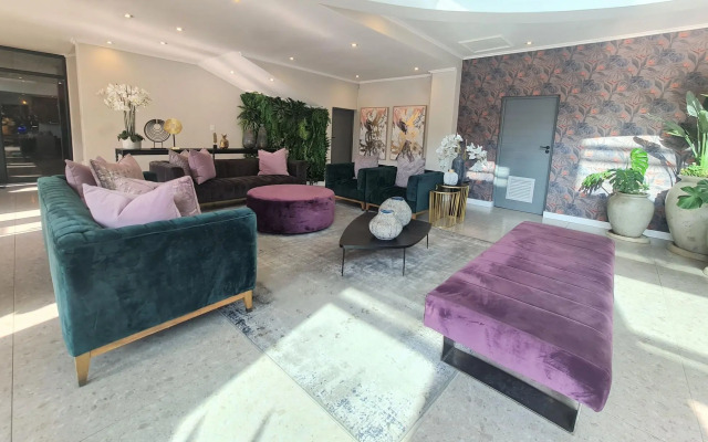 MINT Hotel 84 on Katherine